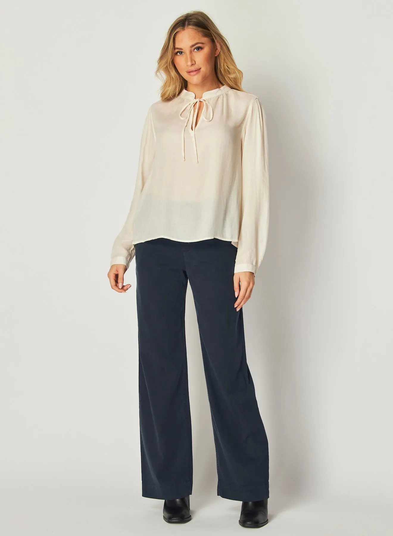 Flowy Tie Neck Pullover - Ivory Pearl